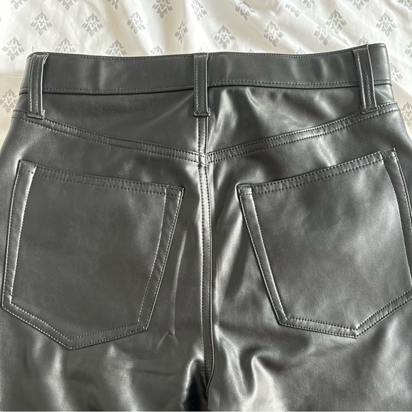 Abercrombie and Fitch 90s Straight Vegan Leather Pants. - Picture 9 of 10